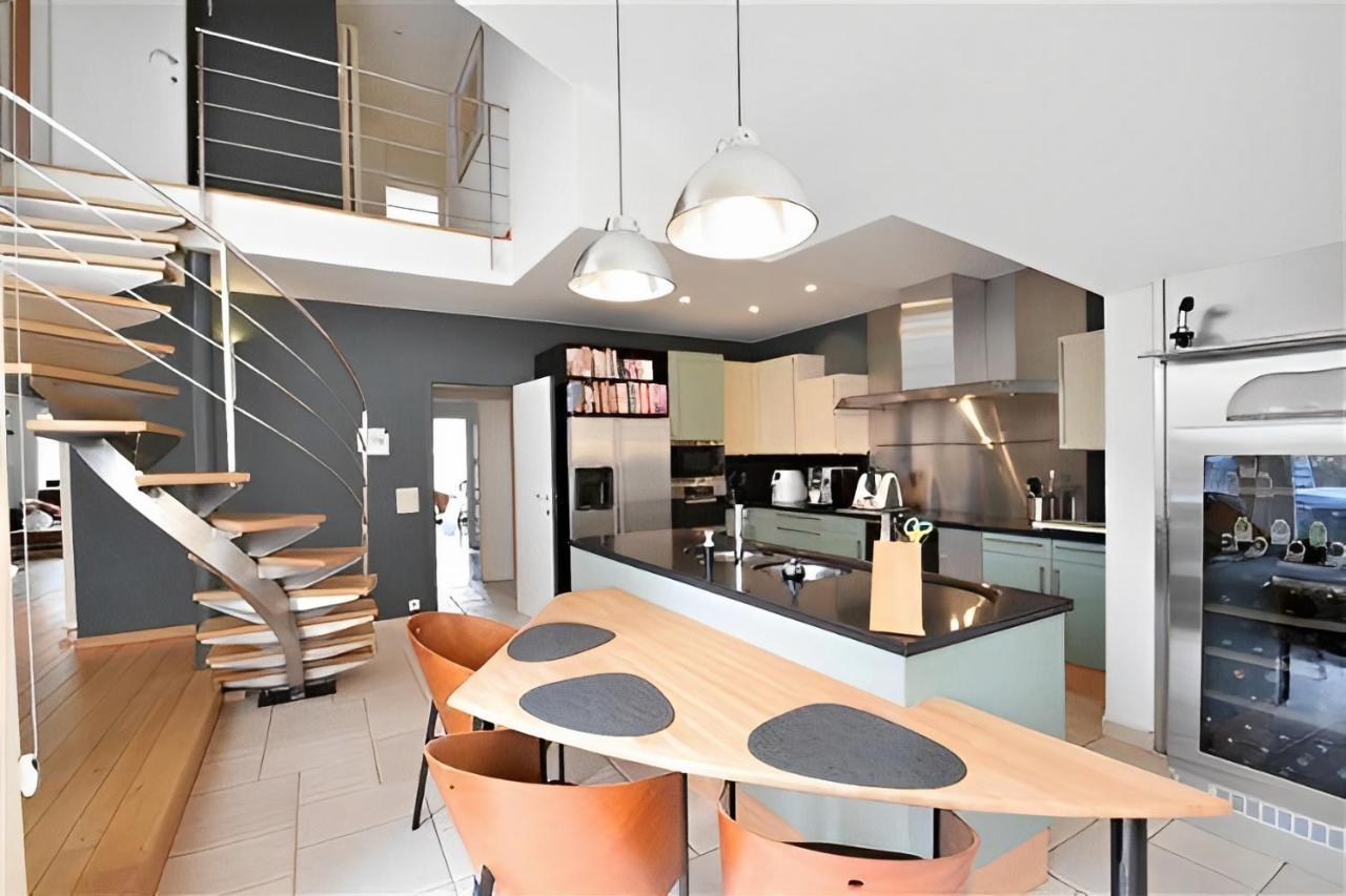 Big And Comfortable Triplex In Knokke Buitenkant foto